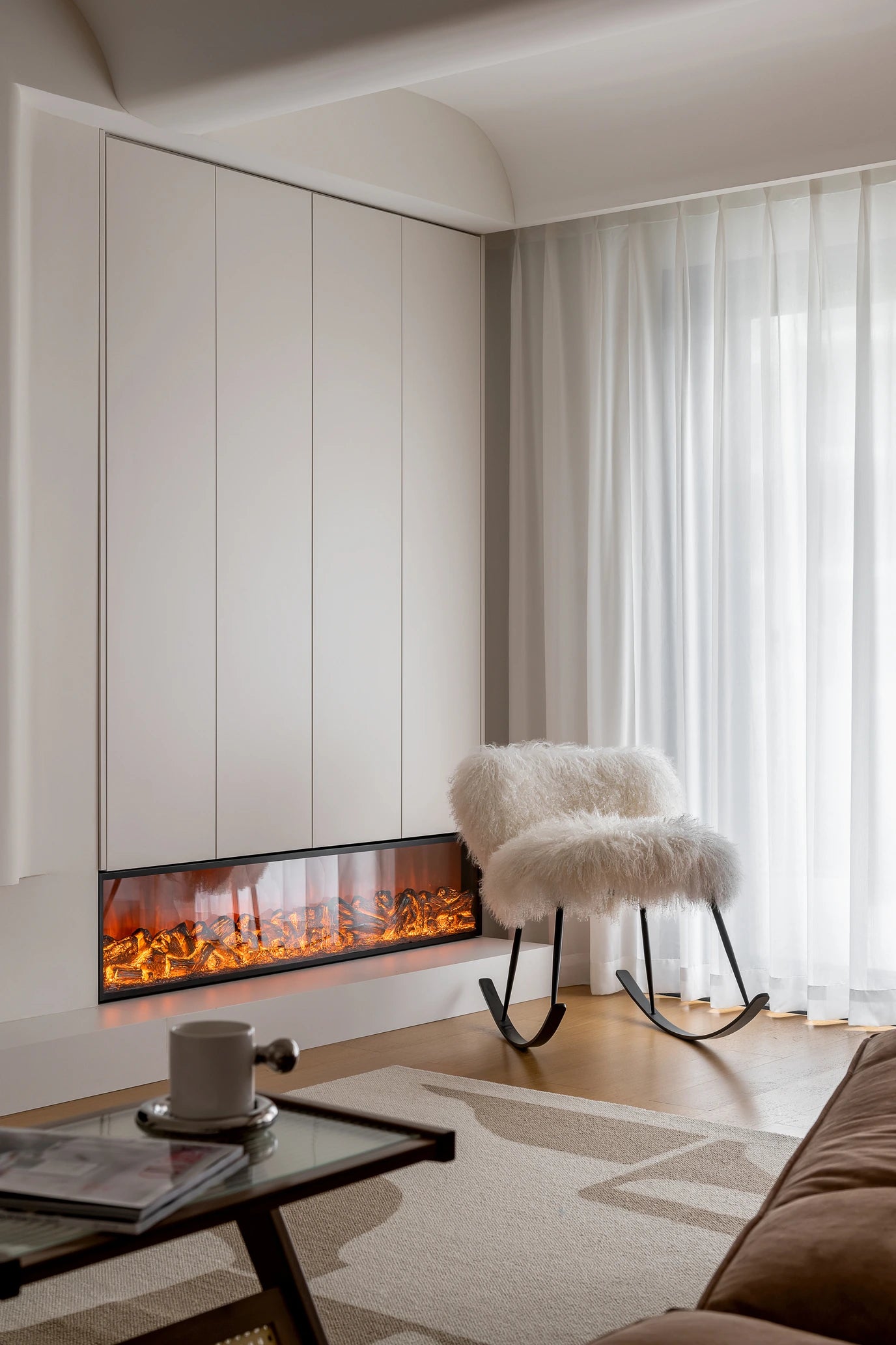 Modern Solid Wood Apartment Interior