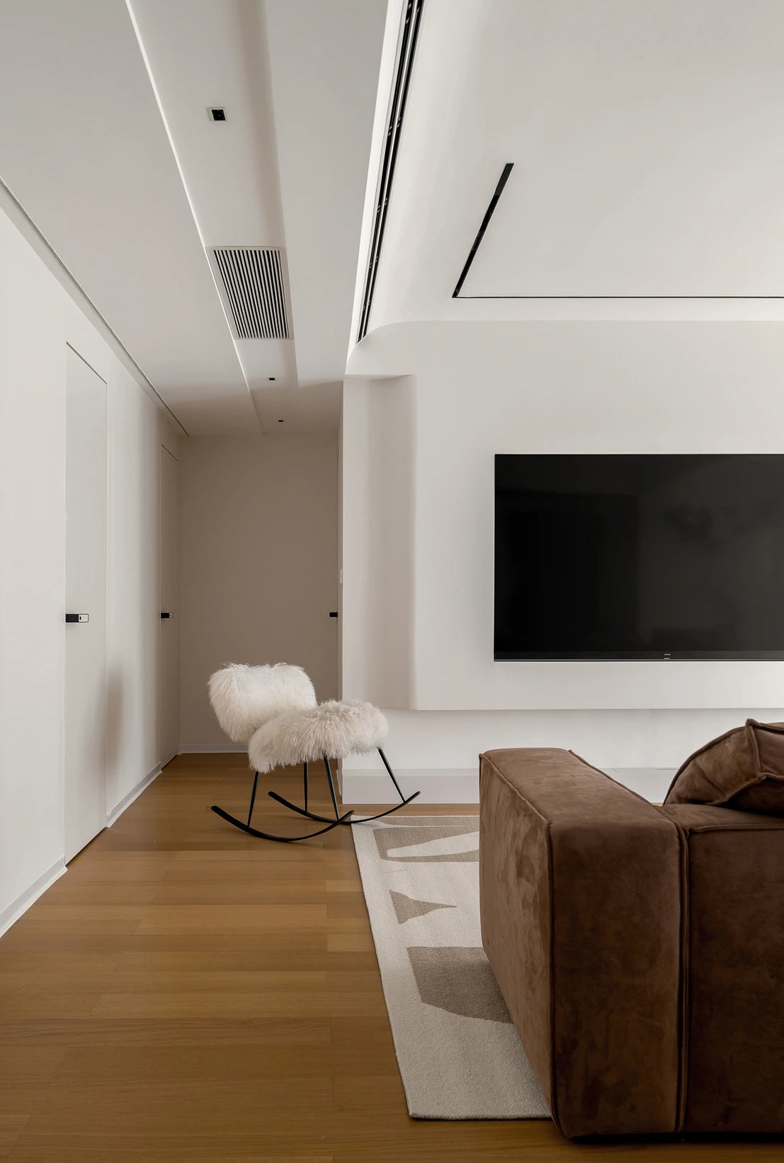 Modern Solid Wood Apartment Interior