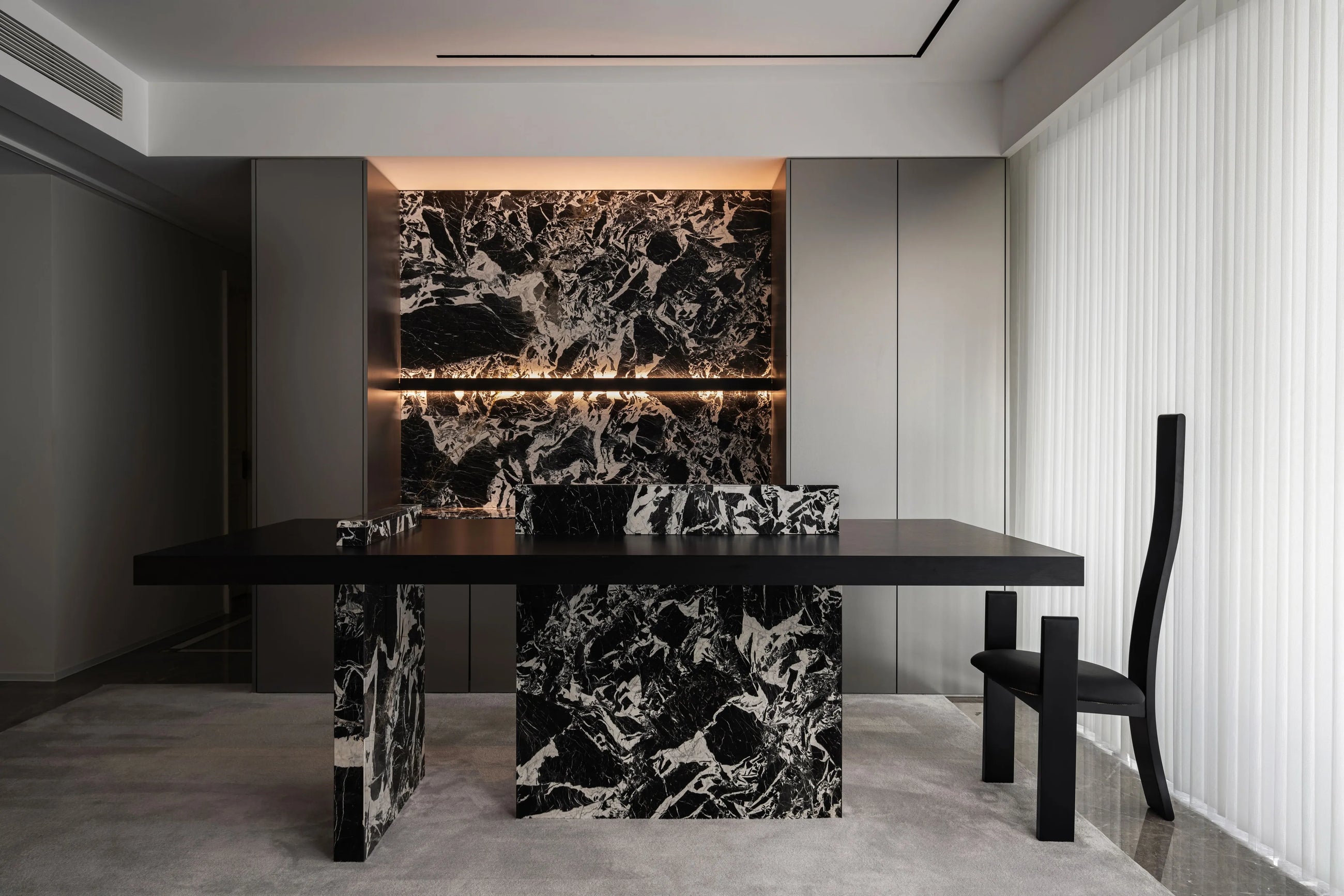 Modern Minimalist Luxury Apartment Interior Design