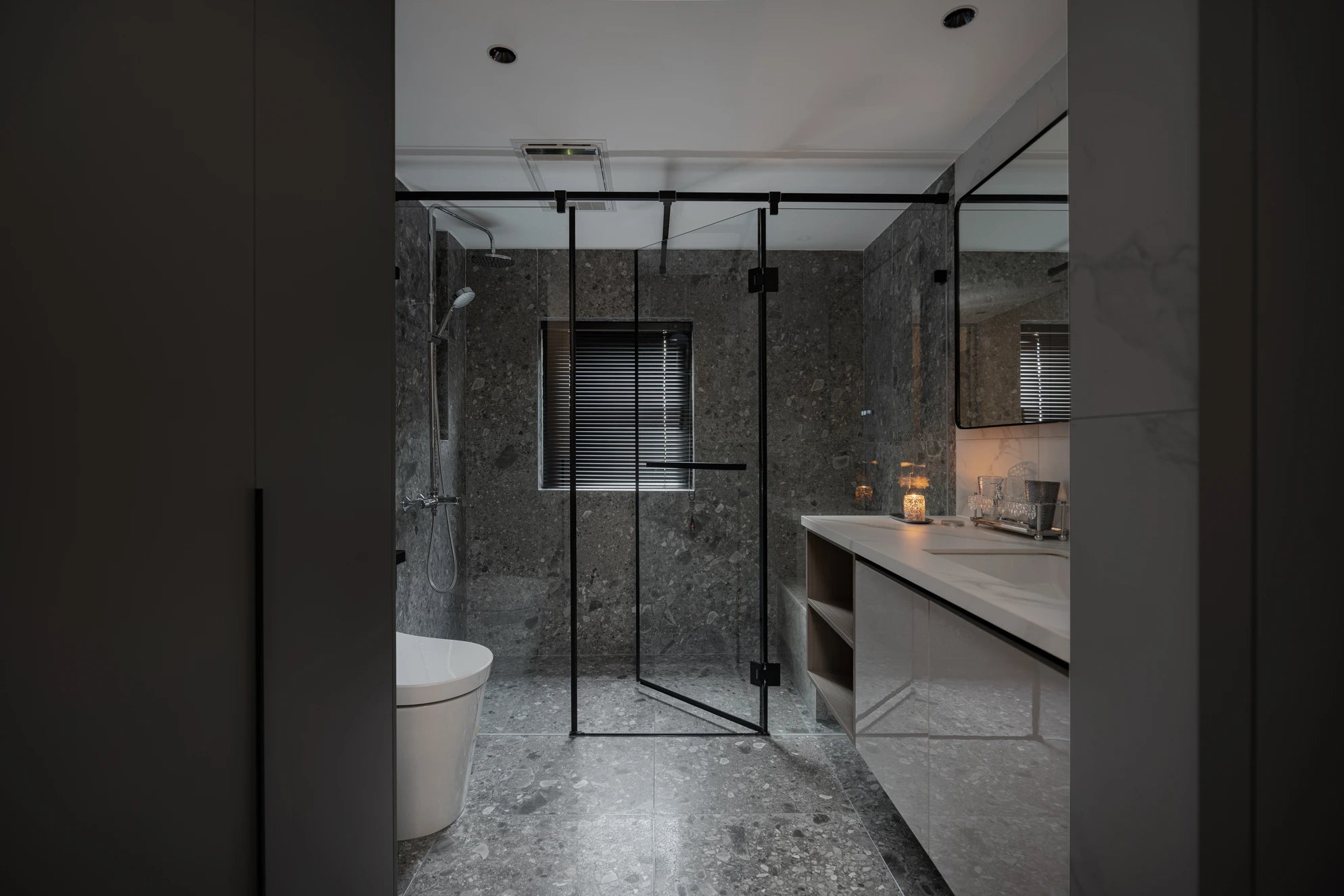 Modern Quiet Luxury Apartment Interior Design